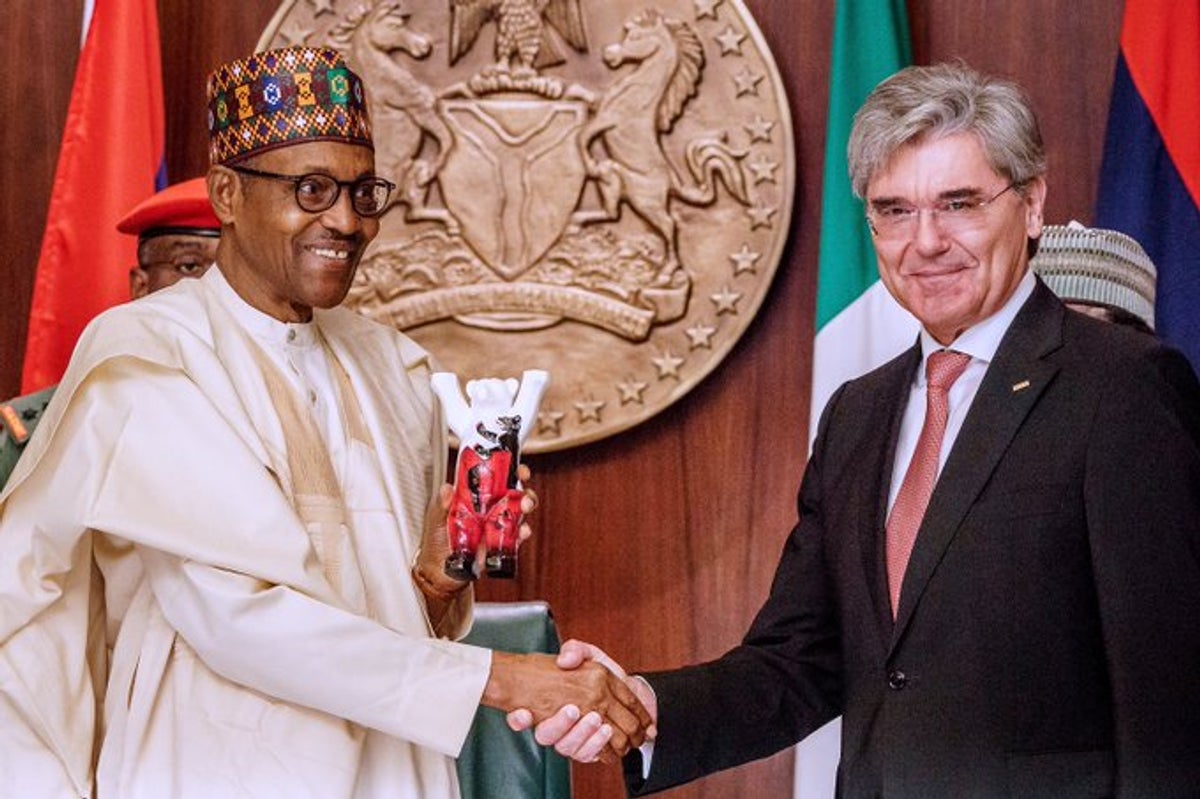 Nigeria Signs 25,000 Megawatts Electricity Deal With Siemens