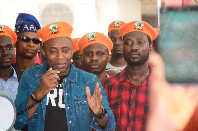 #FREESOWORE: Omoleye Sowore Arrested By DSS Agents