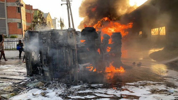 One Dead, Many Injured As Tanker Goes Up In Flames Inside OandO Filling Station