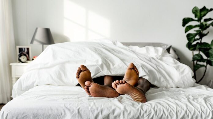 Seven reasons to have sex before going to work