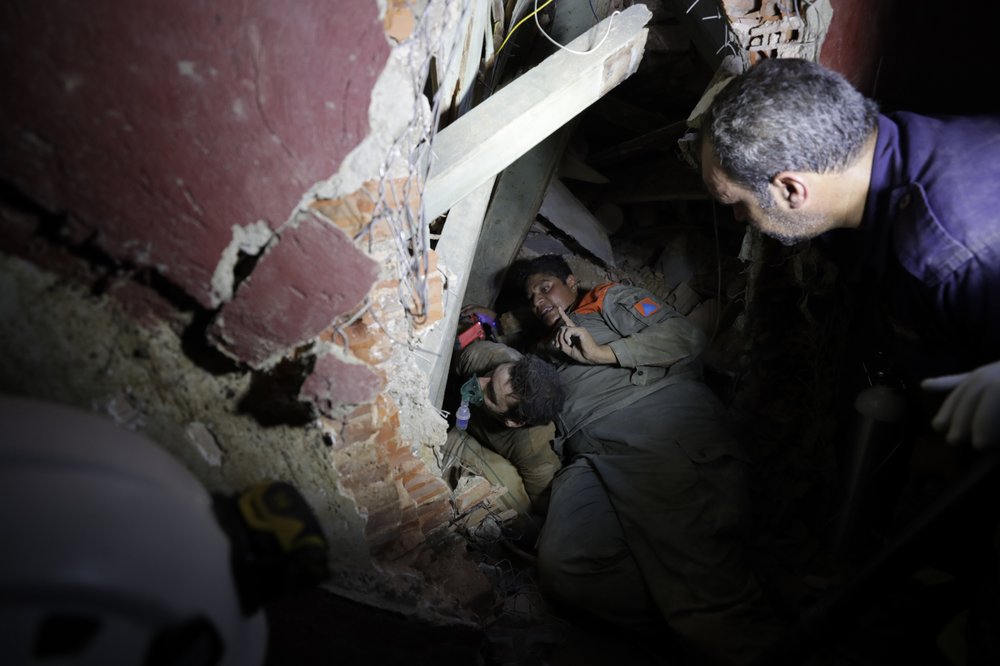 100 People Confirmed Dead, 4000 Injured As Officials Continue To Rescue Victims From Beirut Explosion