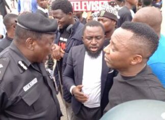 Tension As Police, Army Clash With #EndSARS Memorial Protesters In Abuja