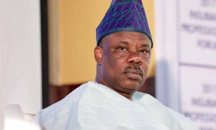 Group To Buhari: Amosun Fuelling Crisis In Oyo APC